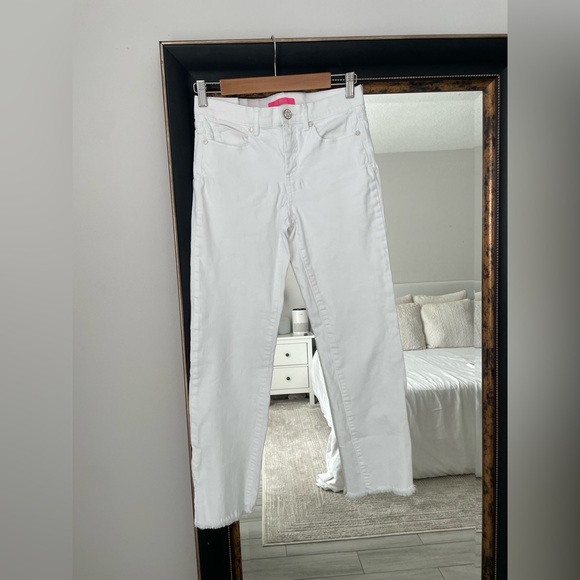Lilly Pulitzer White Ankel Cropped Jeans w/ Raw Hem - Picture 2 of 7